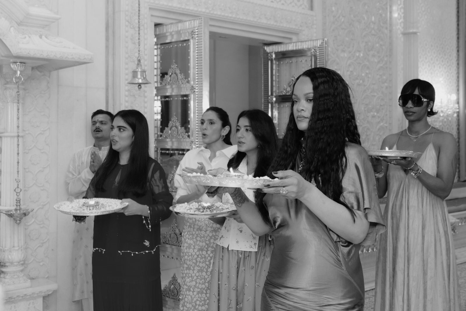 Ambani Family Hosts Rihanna At Antilia In Mumbai, Warm Welcome Photos Go Viral