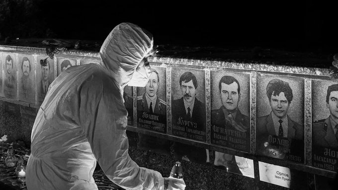 Slavutych Holds Midnight Chernobyl Vigil Amid War, Renewed Nuclear Fears at 40-Year Mark