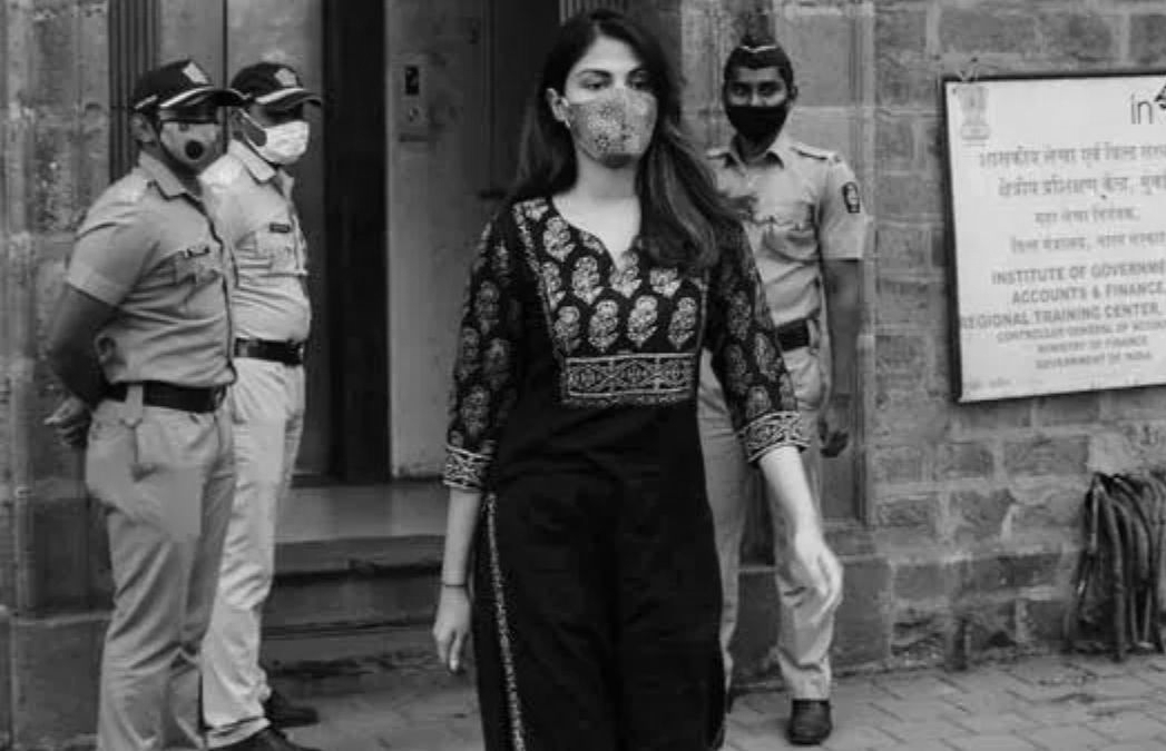 Rhea Chakraborty Gets Relief As Court Defreezes Bank Accounts In Drugs Investigation Case