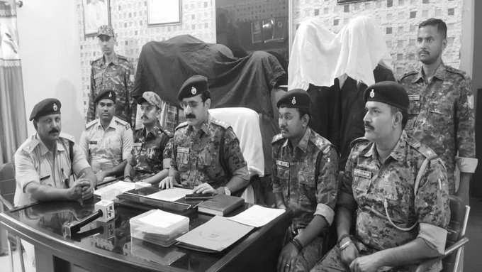 Jharkhand Police Seize 840 Litres Of Illegal Alcohol Bound For Bihar, Six Arrested