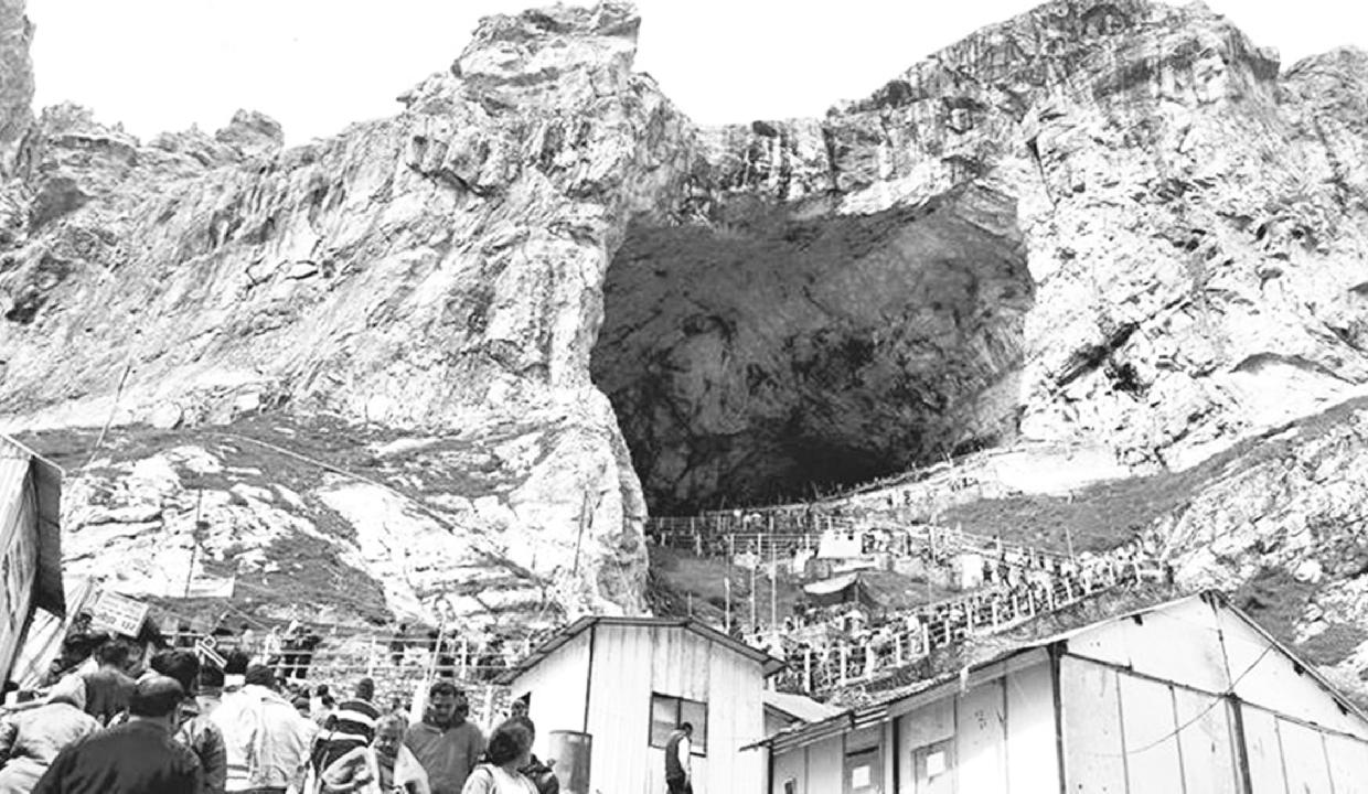 Amarnath Yatra Prep In Full Swing June 10 Deadline Set For All Works