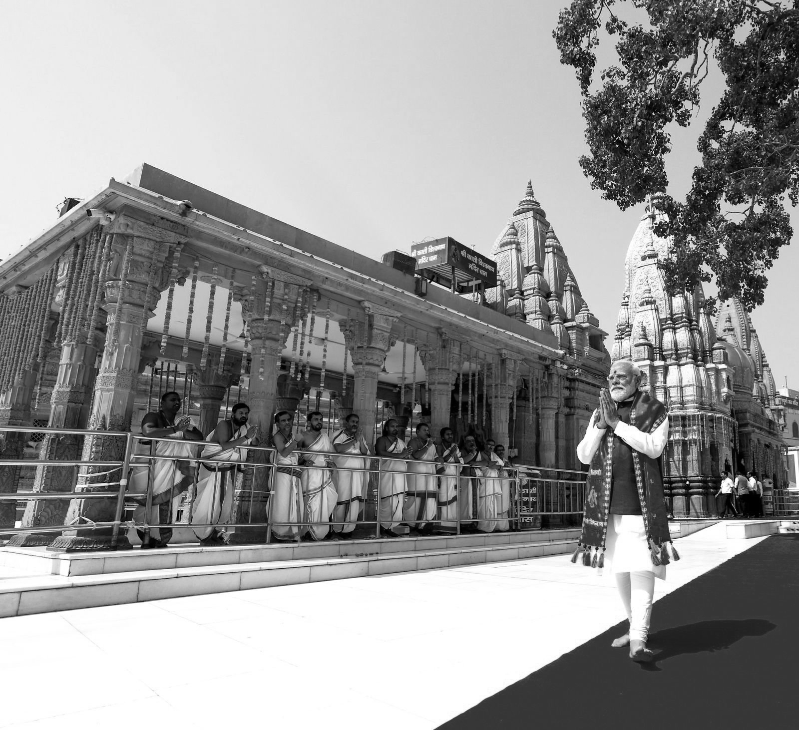 PM Modi Inaugurates Ganga Expressway, Highlights UP Growth