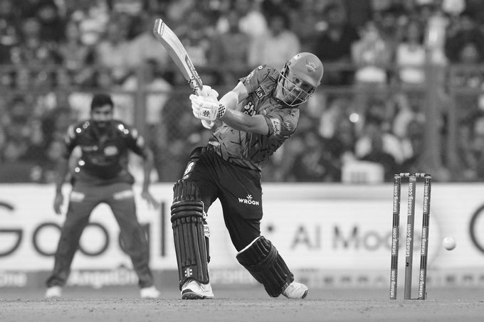 Orange Army Rains on Wankhede: SRH Chase Down 244 to Stun MI in a Batting Blitz That Left MI Breathless