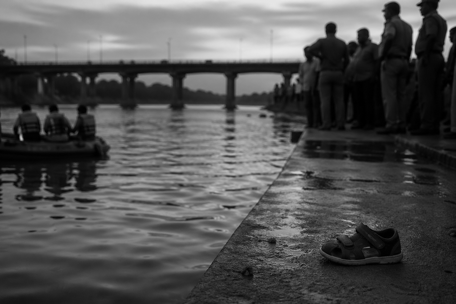 Man throws 4-year-old son into Yamuna after dispute with wife, child dies in UP