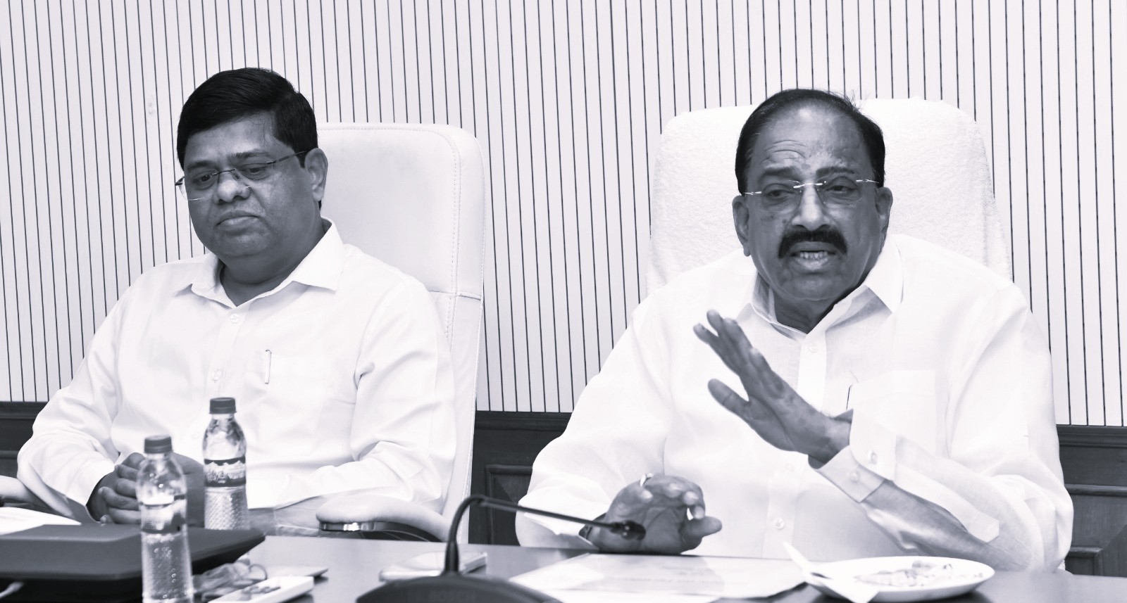 Kharif–2026 Preparations: State Examines Urea Stock Position And Distribution