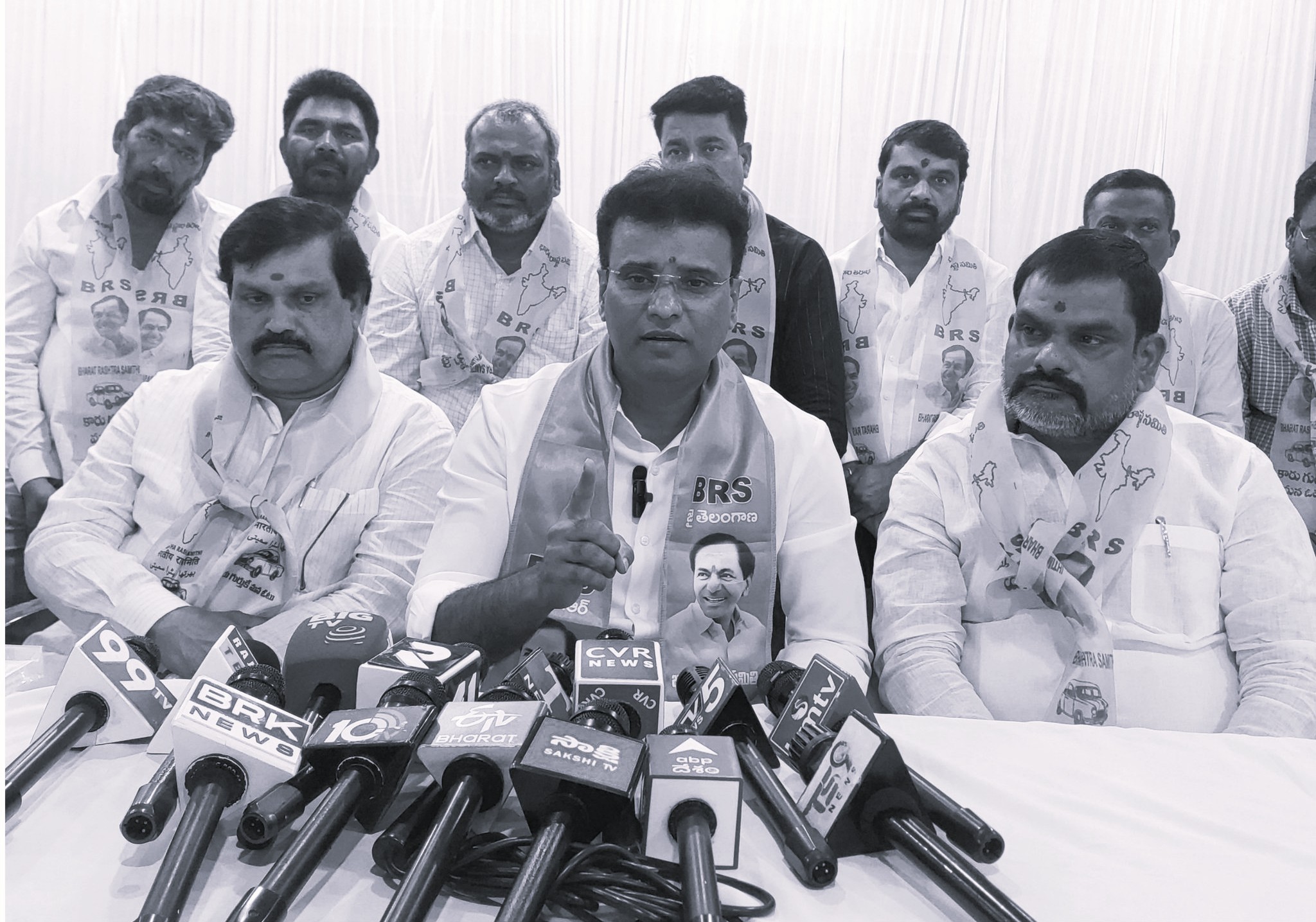 Bandi Sanjay Kumar Should Resign Immediately: MLA KP Vivekanand