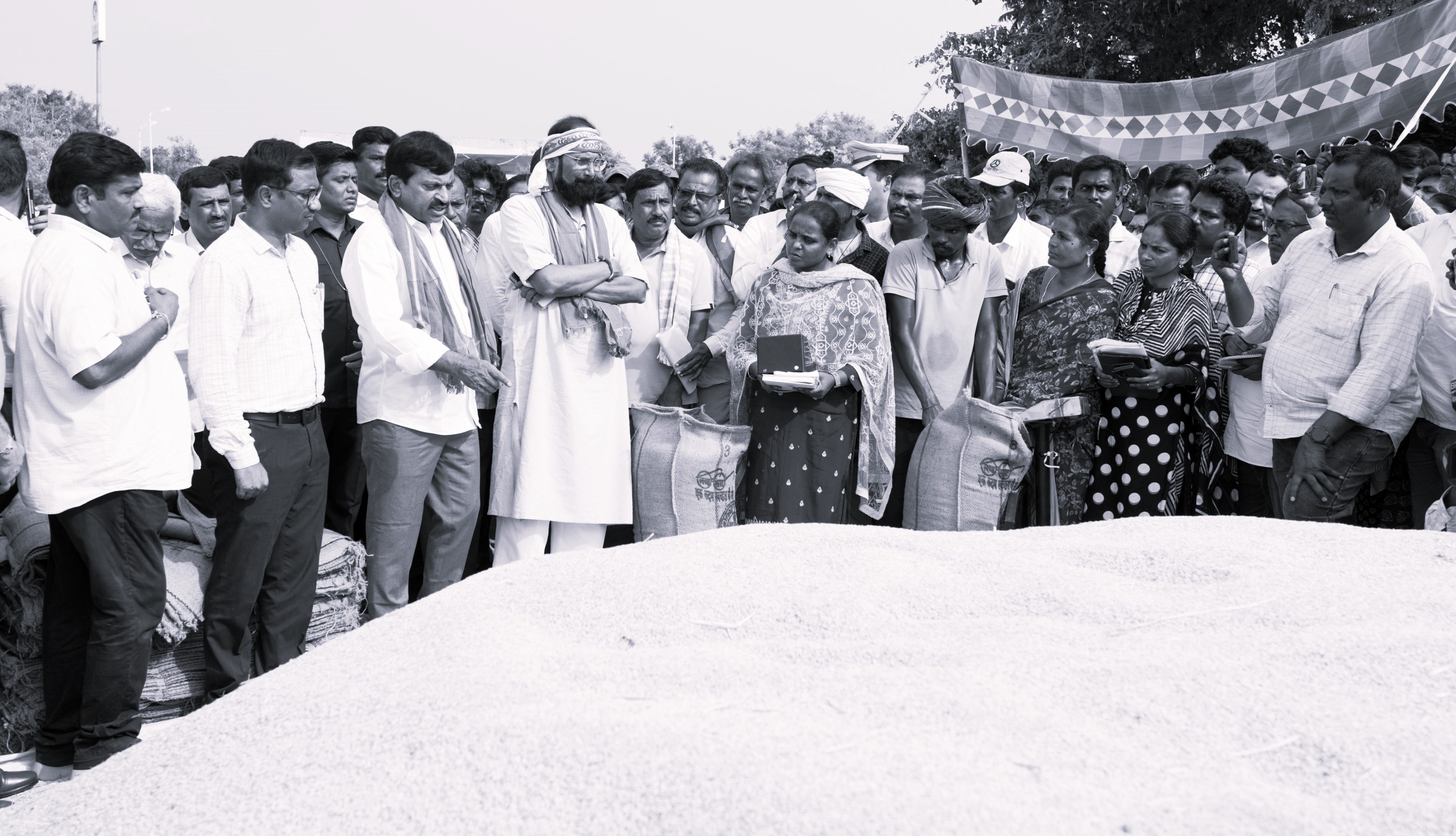 Telangana Bets Big on Record Yasangi Crop With ₹22,000 Crore Procurement Plan