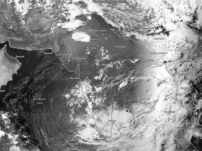India Weather Today: Early Monsoon Signs In South And East As Heatwave Grips Northwest And Central India