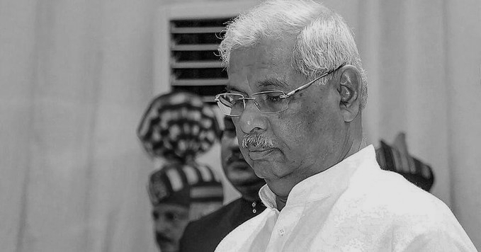 In Modi’s Footsteps, TN and Kerala Governor Cut Down Official Convoys