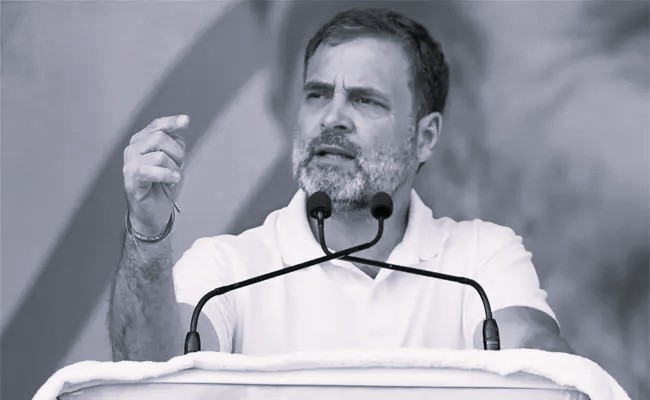 నీట్ పేపర్ లీకేజీలపై విద్యాశాఖ మంత్రి రాజీనామా చేయాలి: రాహుల్ గాంధీ