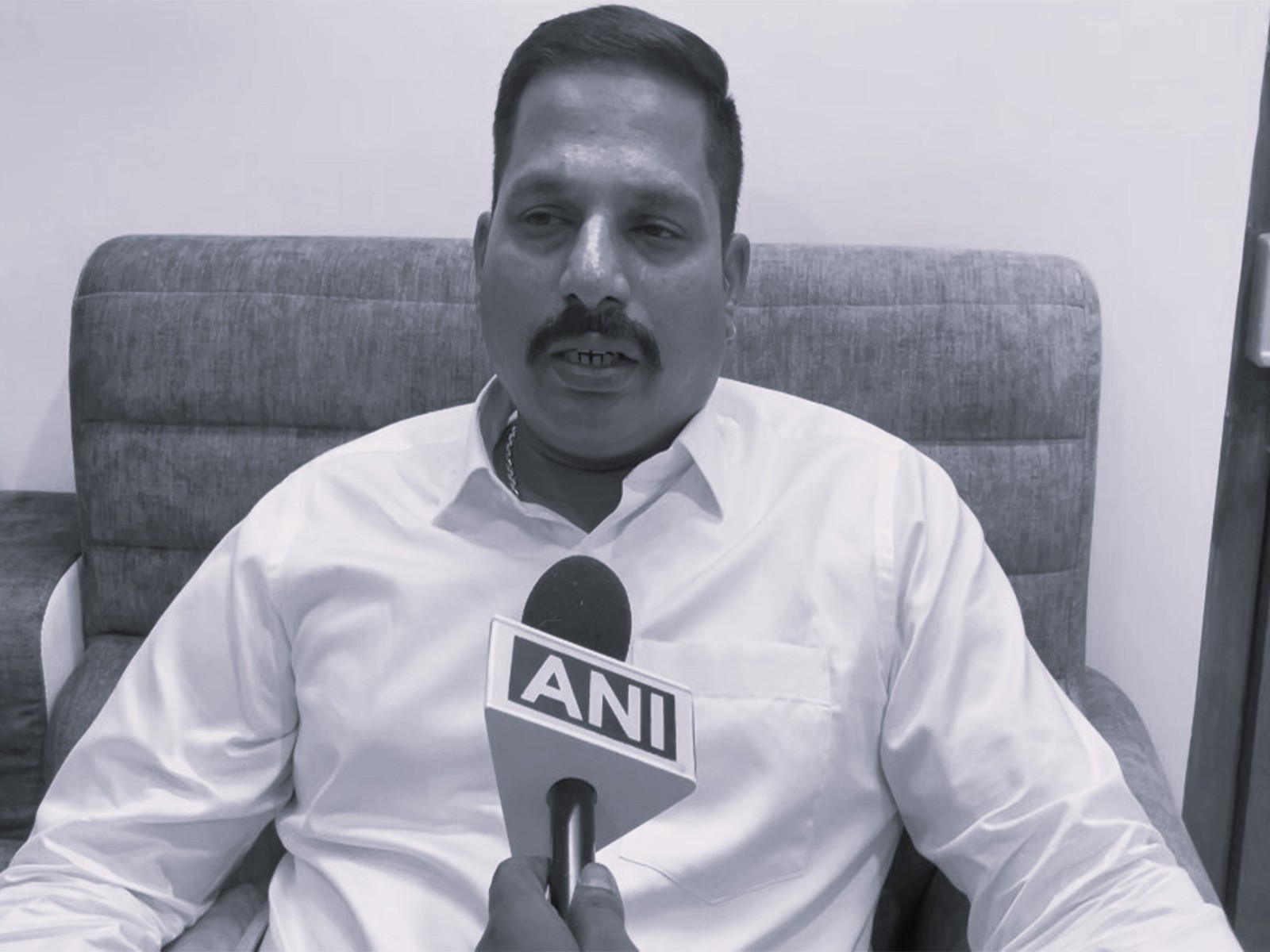 బండి భగీరథ్ నిర్దోషిగా బయటకు వస్తాడన్న.. న్యాయవాది కరుణాసాగర్