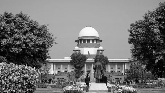 Supreme Court Grants Bail to Man Accused of Posing as PM Modi’s Aide in Extortion Case