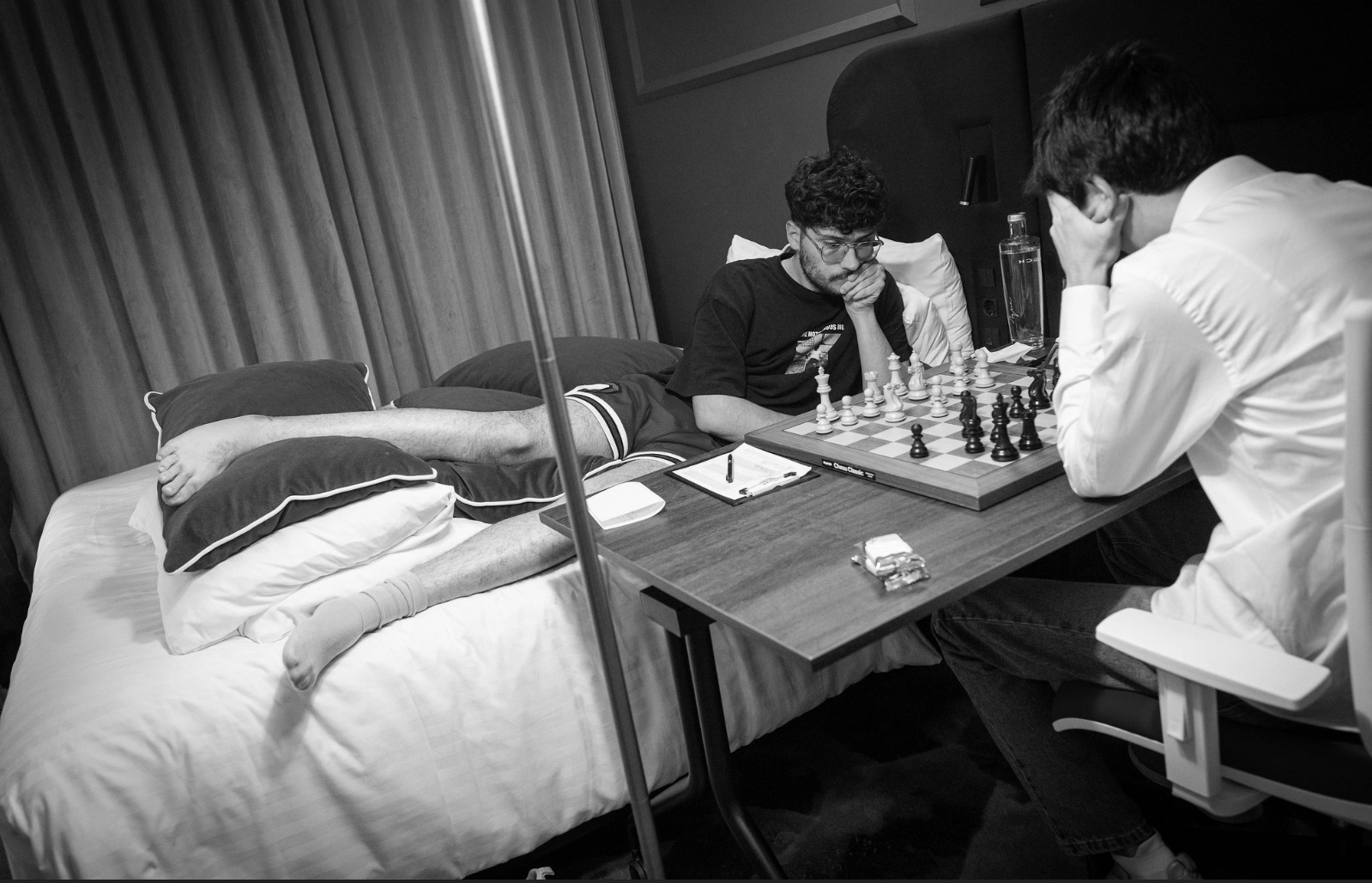 Firouzja Plays From Bed As Super Chess Classic Gets Its Most Unusual Venue