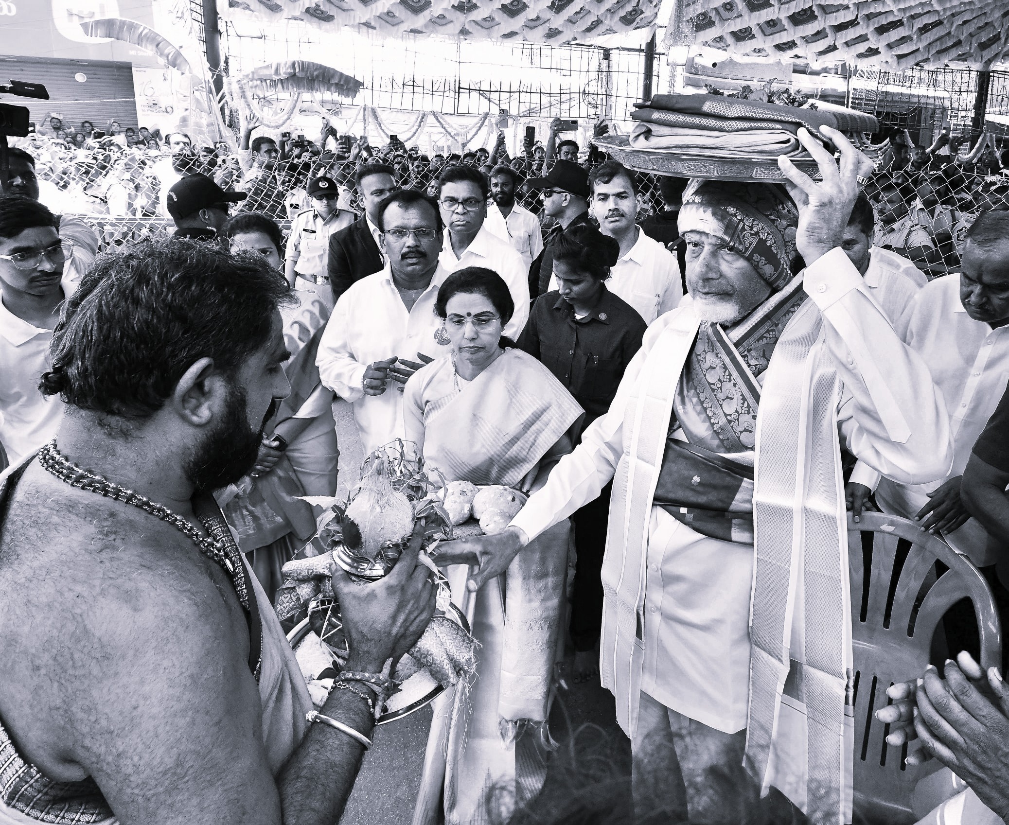CM Chandrababu Naidu Offers Special Prayers at Historic Gangamma Temple in Kuppam