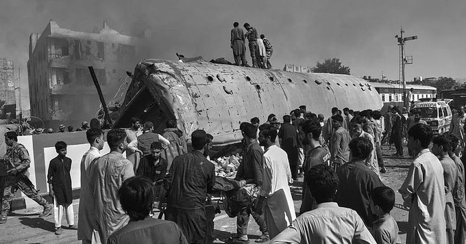 Pakistan Train Blast Near Quetta Kills 24, Injures Over 100 in Suspected Suicide Attack