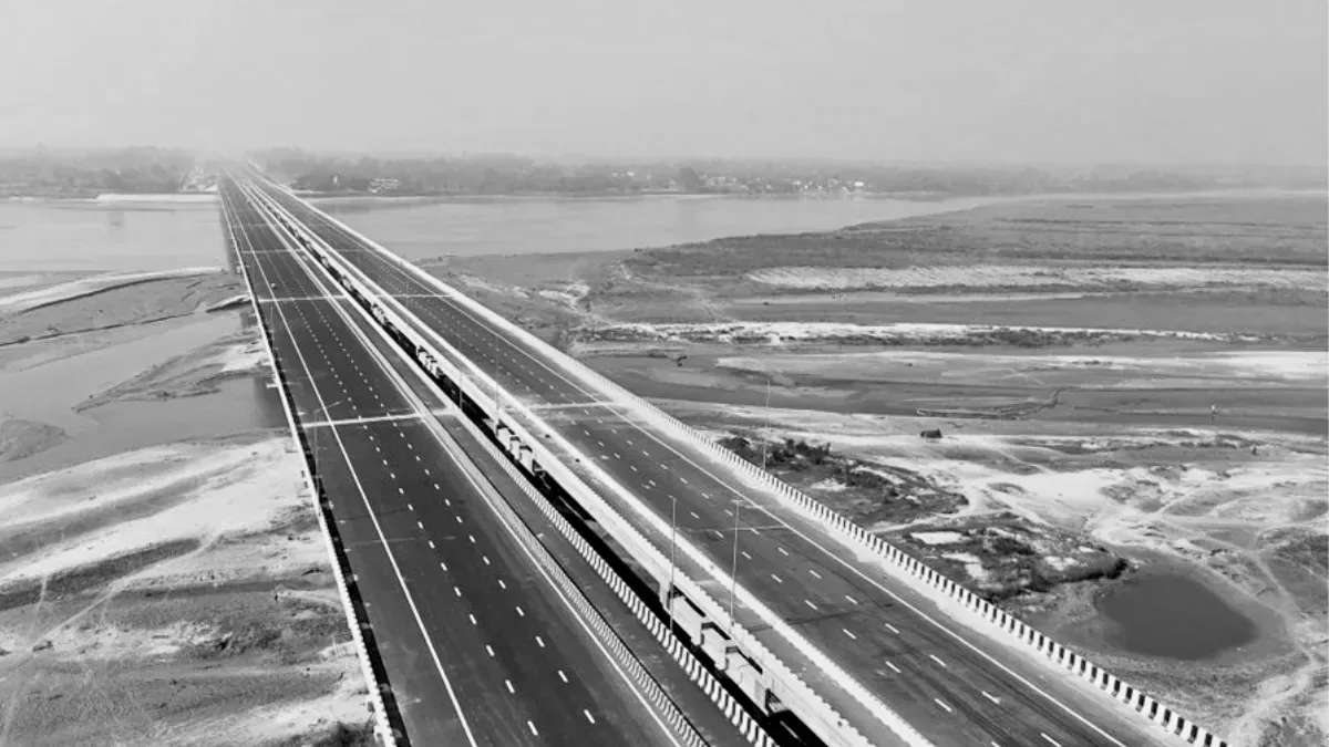 Ganga Expressway Emerges as Logistics Game Changer, Set to Save Up to ₹30,000 Cr Annually