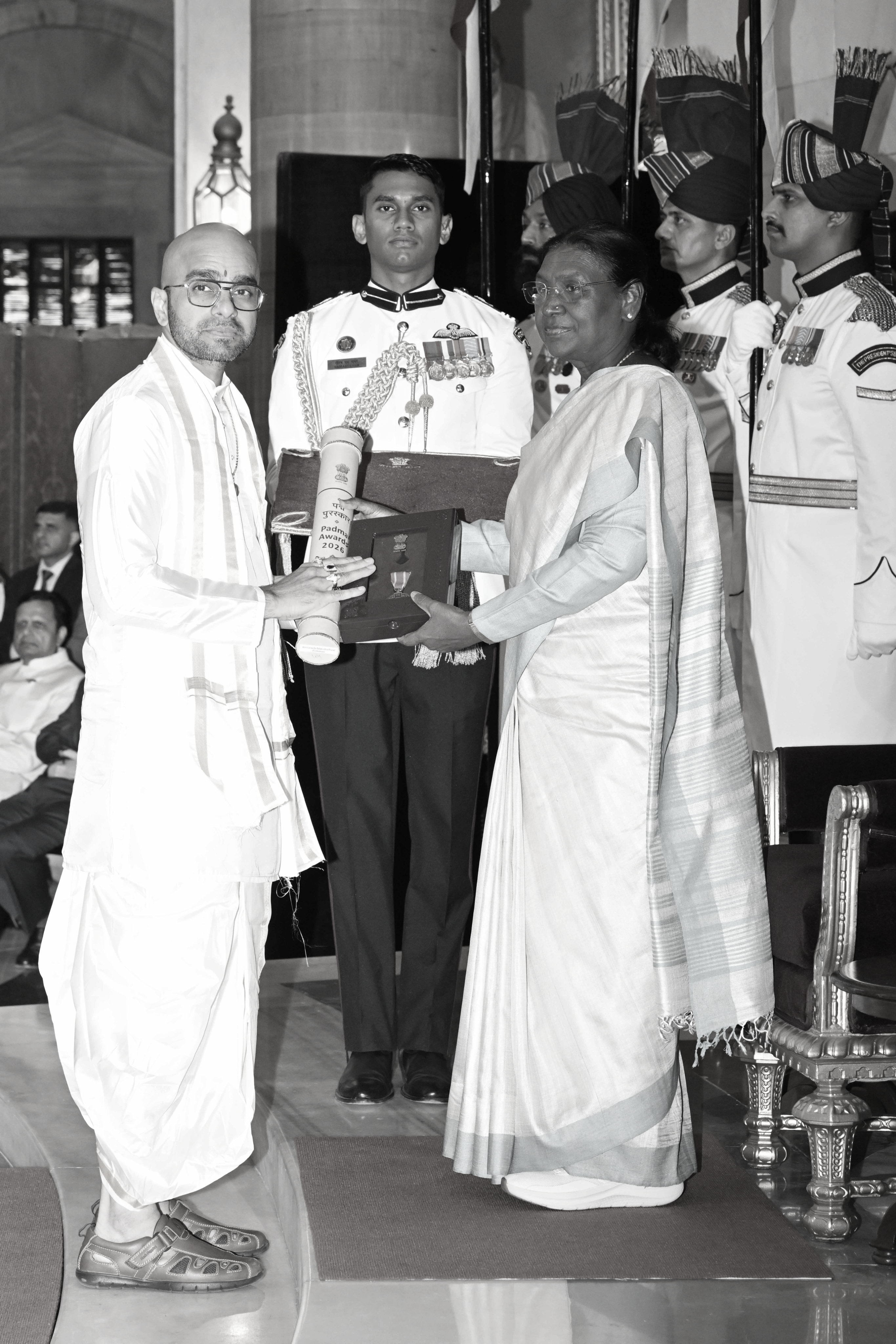 Padma Awards 2026! President Murmu Confers Prestigious Honours at Rashtrapati Bhavan Ceremony