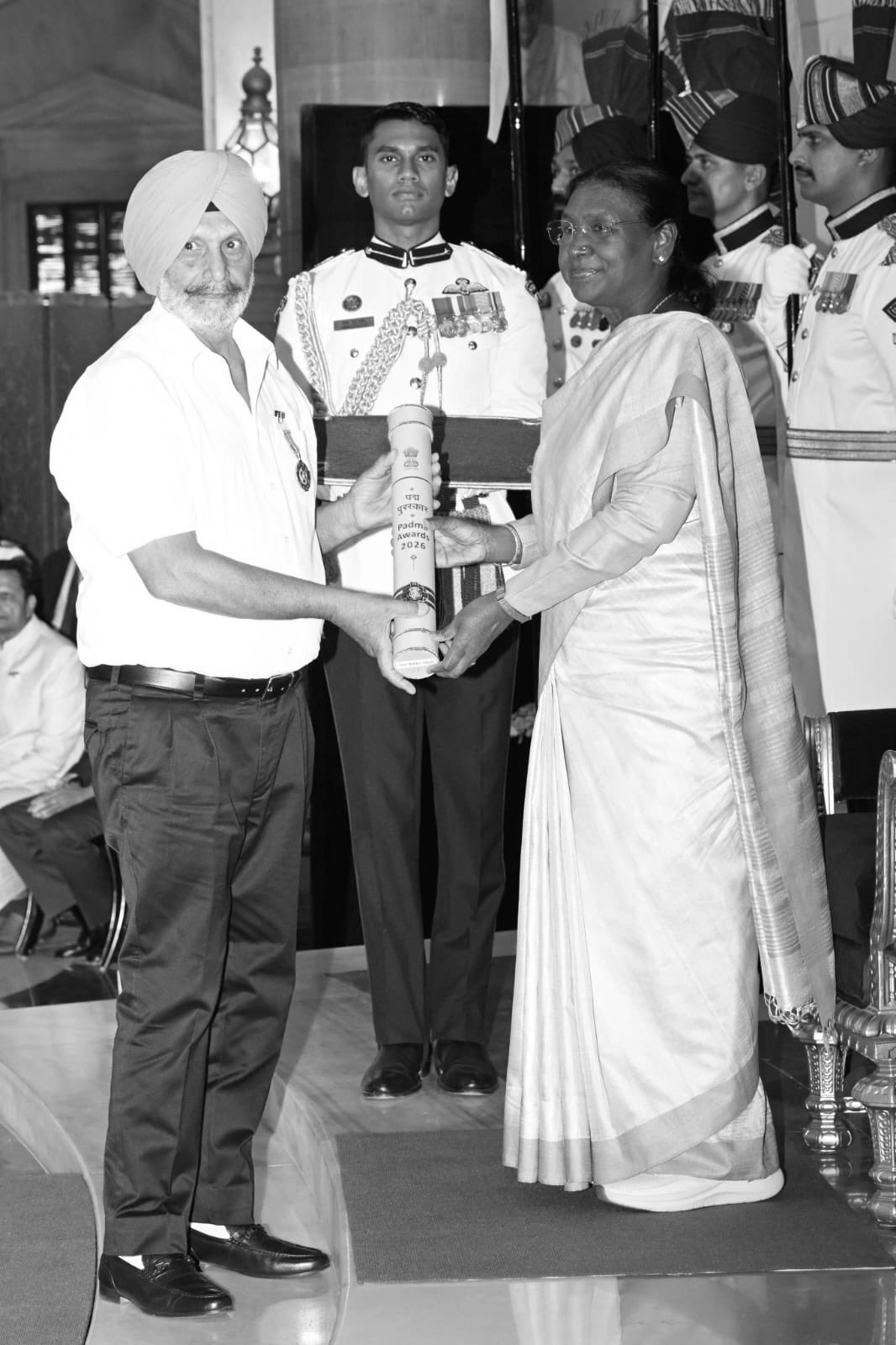 Padma Awards 2026! President Murmu Confers Prestigious Honours at Rashtrapati Bhavan Ceremony