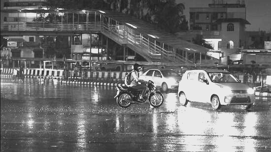 Delhi Temperature Drops After Rain, IMD Issues Orange Alert for More Showers