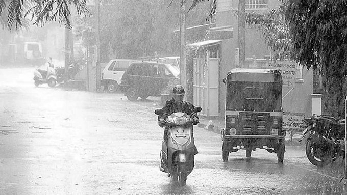 Monsoon Likely at 90% Rainfall: IMD Forecast Revised Amid Regional Variations