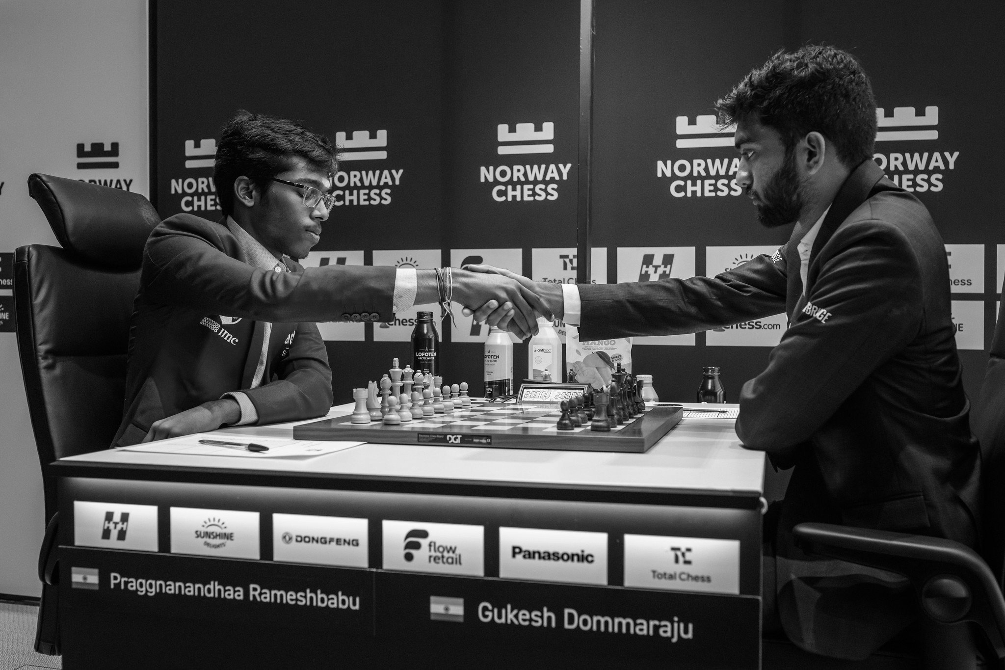 Gukesh Stuns Praggnanandhaa as Divya Deshmukh Rises to Sole Lead in Norway Chess 2026
