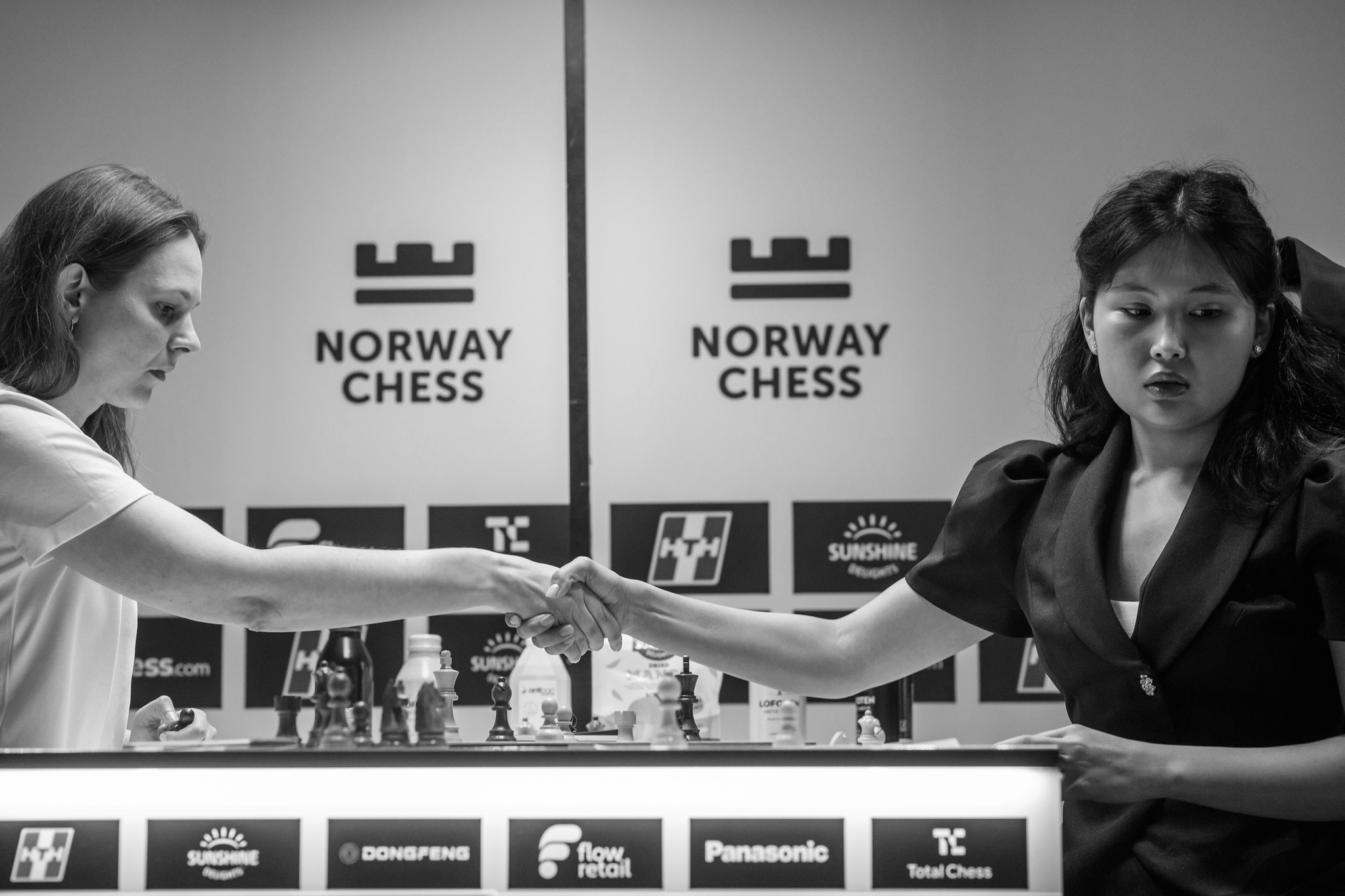 Divya Deshmukh Stumbles Against Ju Wenjun as Assaubayeva Extends Lead