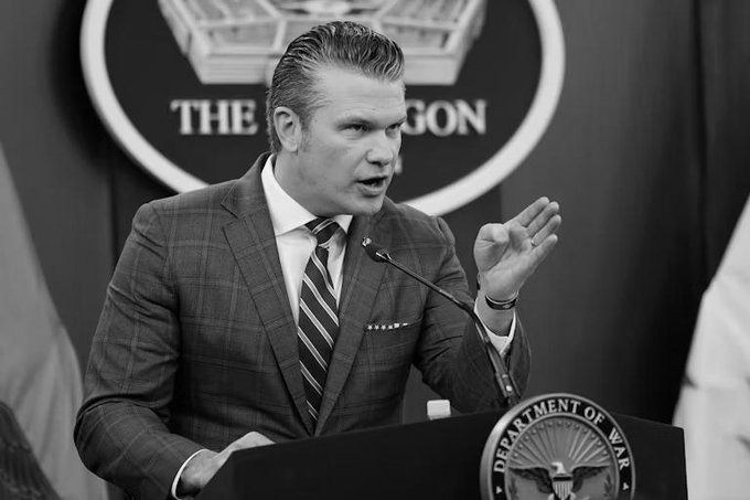 Pentagon Bars Journalists From Press Office After Declaring It a Classified Facility