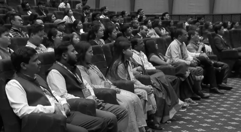 President Murmu Urges Tribal Youth To Leverage Education and Technology For Viksit Bharat Goal