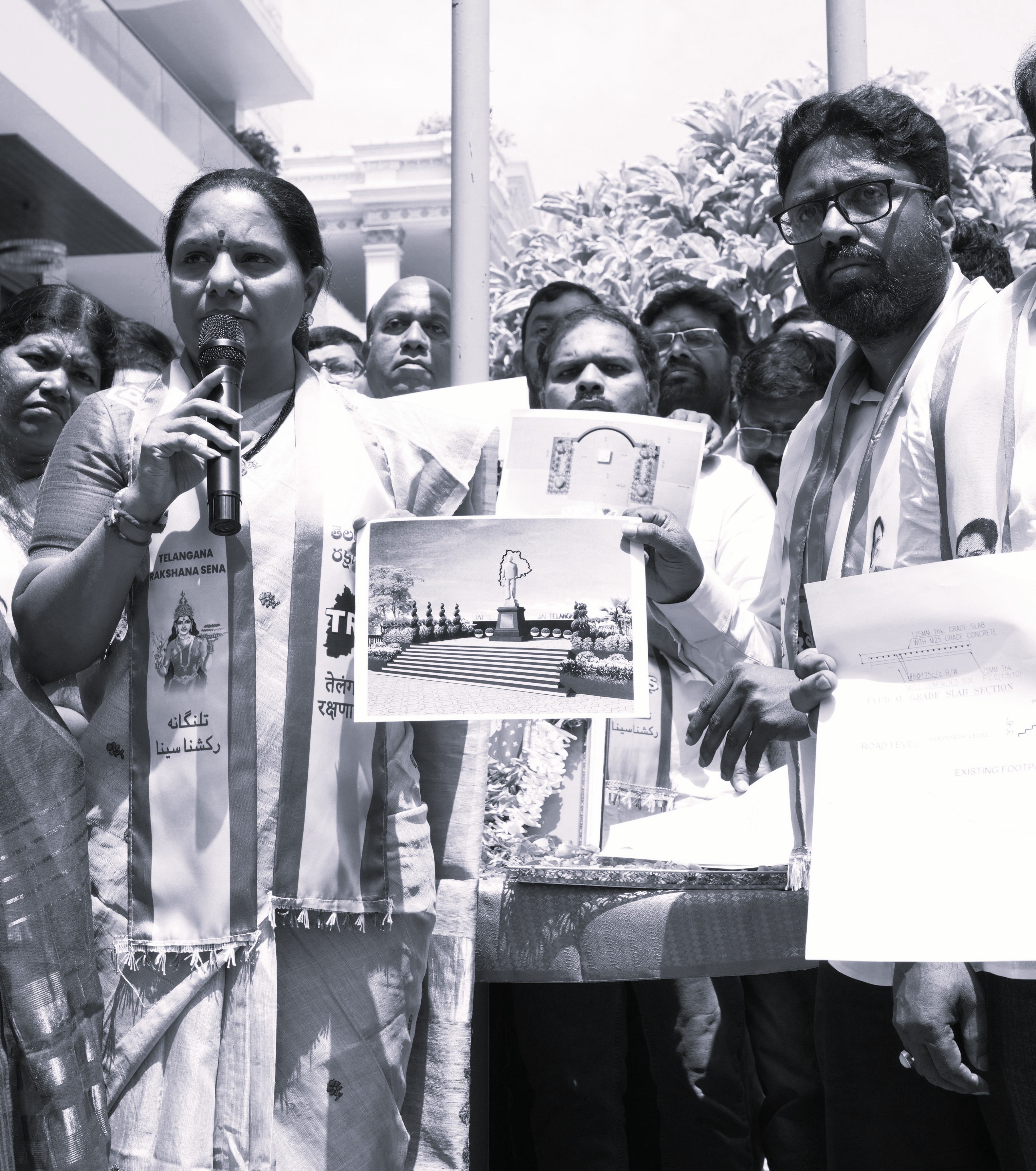 జులై 2న మిలియన్ మార్చ్ ను తలపించేలా భూపోరాటం: కవిత