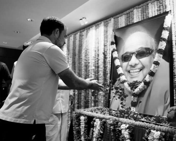 Rahul Gandhi, Kharge Lead Tributes to Karunanidhi on Birth Anniversary