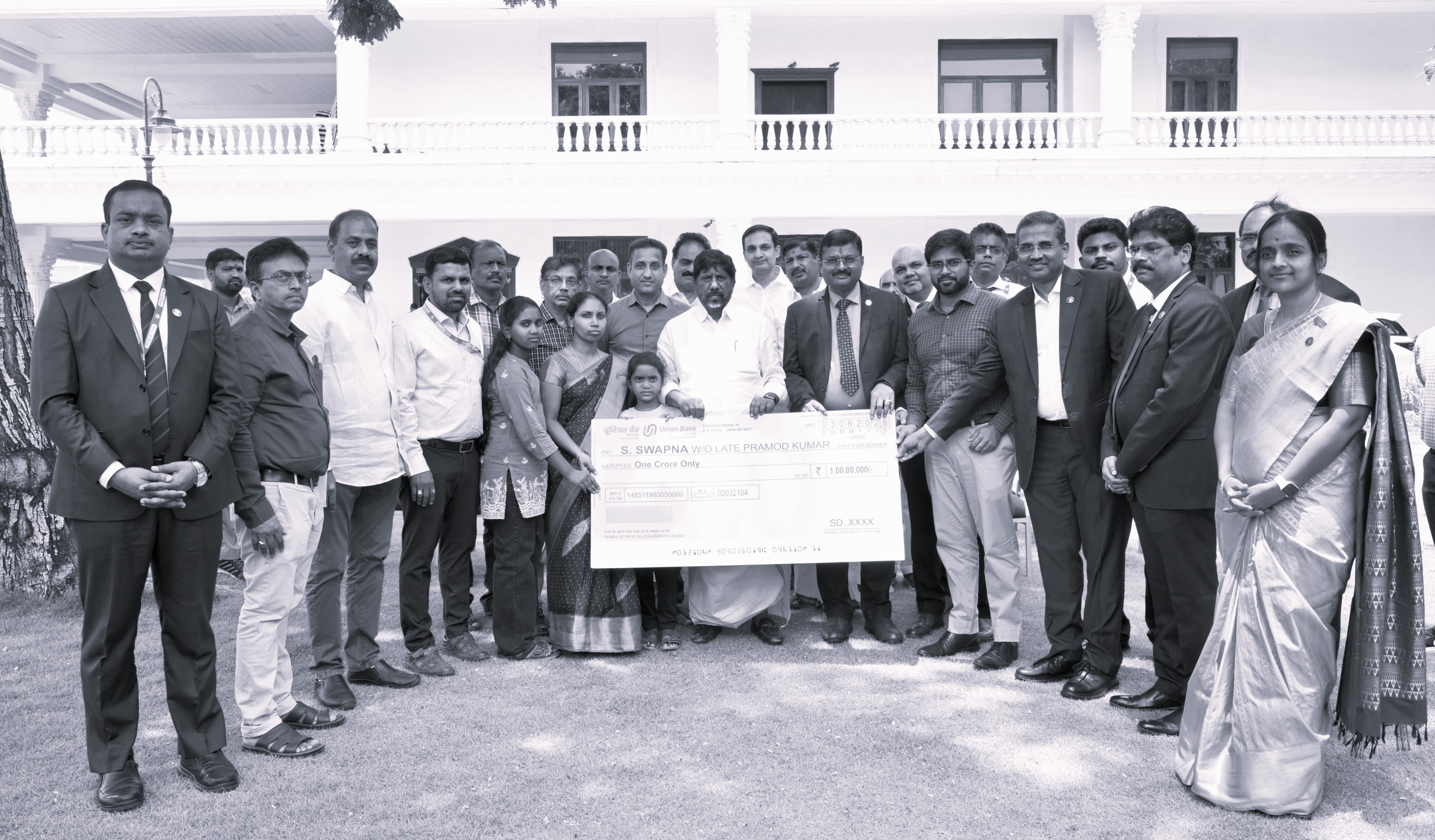 Deputy CM Hands Over ₹1 Crore Insurance Support to Family of Deceased NPDCL Lineman
