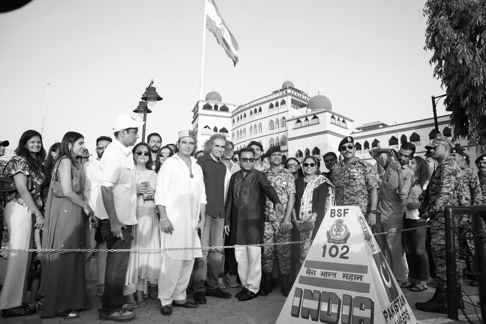 A R Rahman Turns Attari Border Into Musical Spectacle with ‘Jai Ho’ Tribute