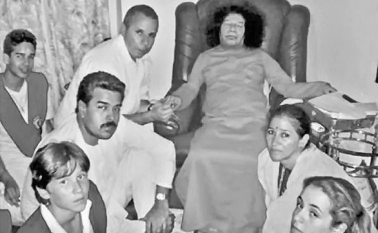Venezuela’s Acting Prez Delcy Rodríguez Prays at Sri Sathya Sai Baba Mahasamadhi in Puttaparthi on Final Day of India Visit