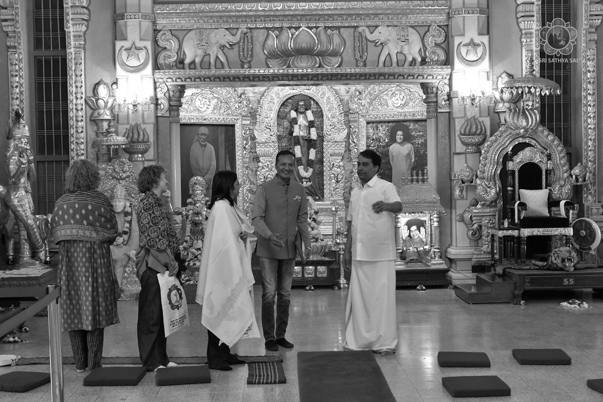 Venezuela’s Acting Prez Delcy Rodríguez Prays at Sri Sathya Sai Baba Mahasamadhi in Puttaparthi on Final Day of India Visit