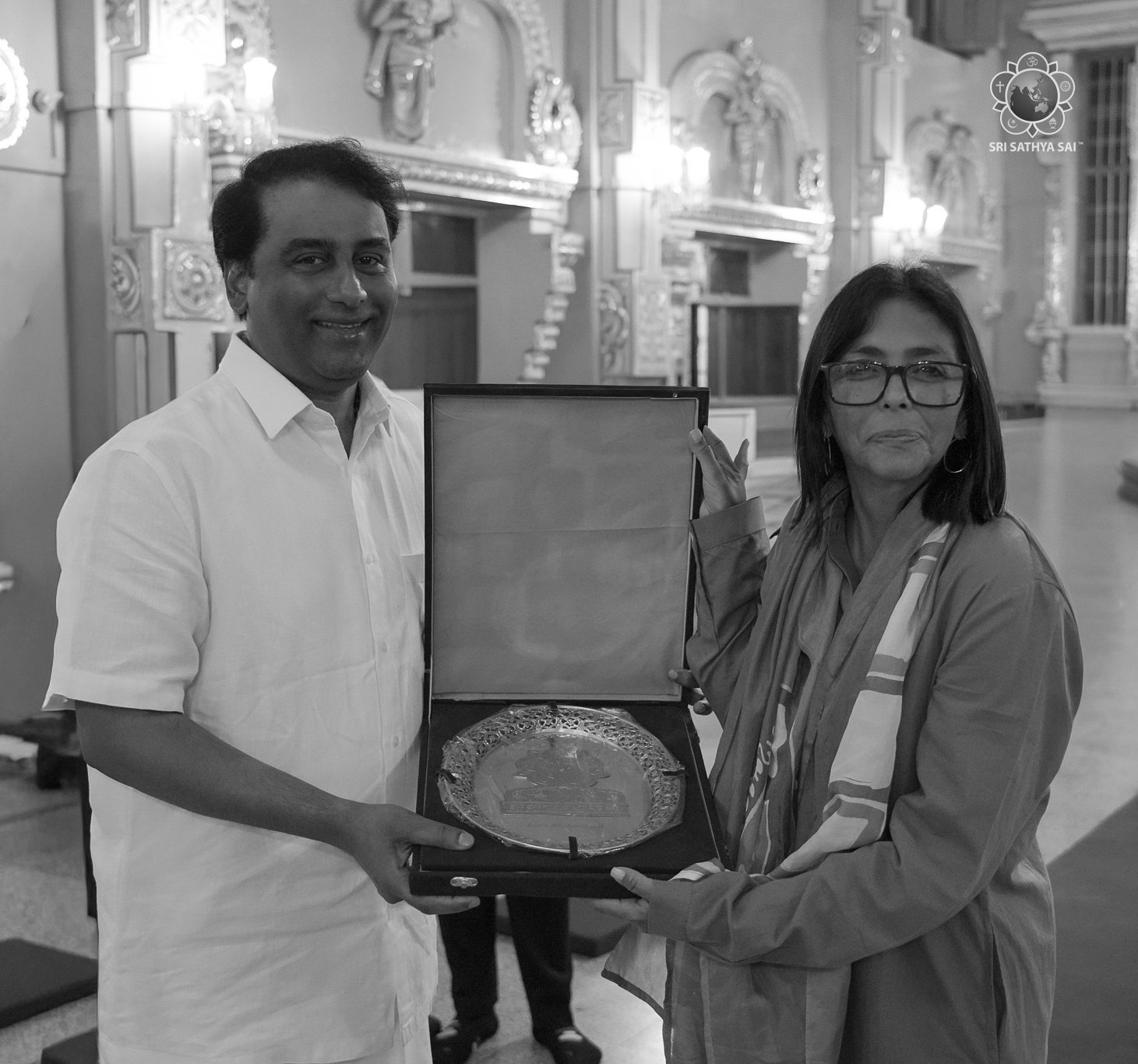 Venezuela’s Acting Prez Delcy Rodríguez Prays at Sri Sathya Sai Baba Mahasamadhi in Puttaparthi on Final Day of India Visit