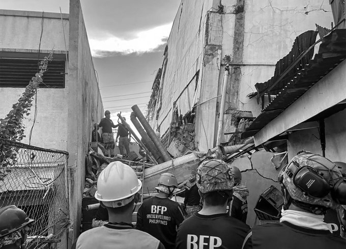 7.8 Earthquake Devastates Southern Philippines, 32 Dead as Tsunami Waves Strike Coasts