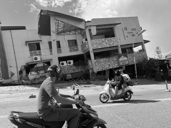 7.8 Earthquake Devastates Southern Philippines, 32 Dead as Tsunami Waves Strike Coasts