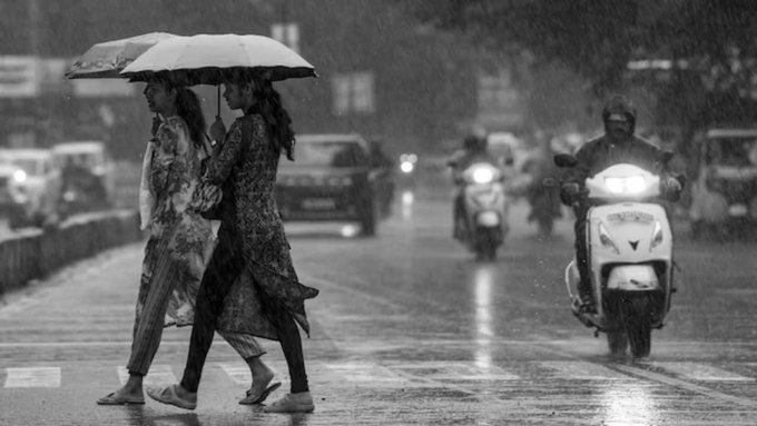 IMD Forecasts Heavy Rain in 10 Tamil Nadu Districts Till June 12