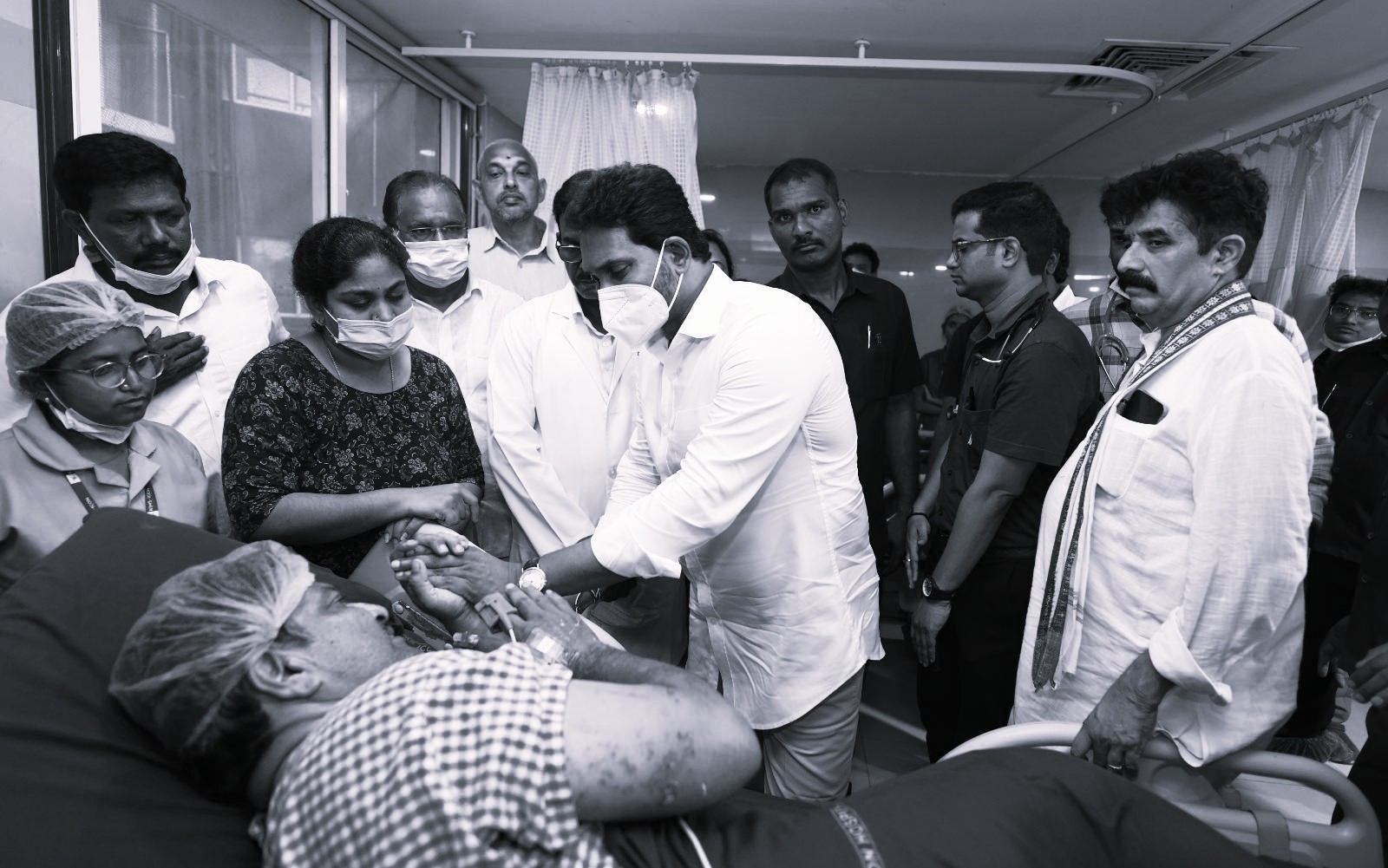 YS Jagan Seeks Higher Compensation, Blames Safety Failures for Visakha Blast