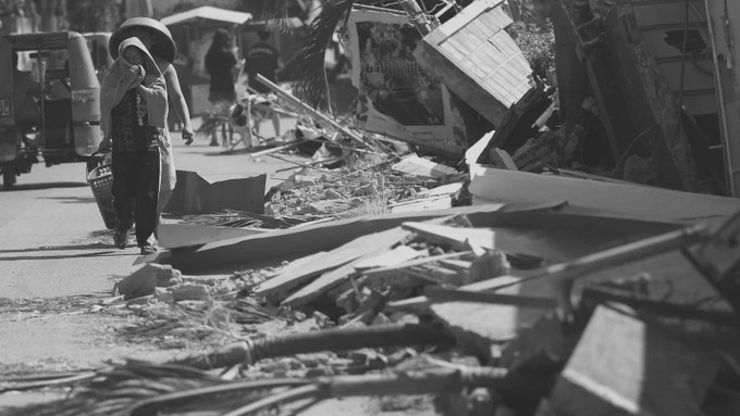 7.8-Magnitude Quake in Southern Philippines: 47 Dead, Villages Cut Off, Relief Urged