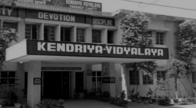 KVS Mandates Sanskrit Section in Classes 6 and 9 Under Third-Language Policy