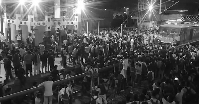 Fear of Missing Exams Fuels Violence and Track Blockades at Patliputra Station