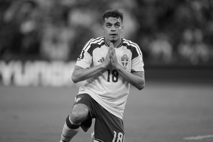 Ayari Shines with Brace as Sweden Crush Tunisia 5-1 to Top Group F