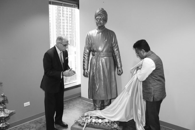Swami Vivekananda Statue Unveiled at Indian Mission in Chicago