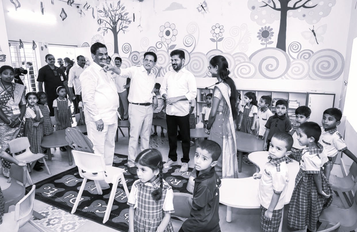 మెస్సీ పర్యటనను కూడా రాజకీయం చేస్తారా?: సీఎం రేవంత్ రెడ్డి