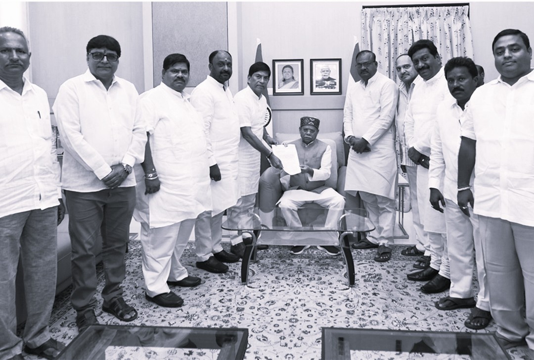 రైతుల సమస్యలపై గవర్నర్కు తెలంగాణ బీజేపీ కిసాన్ మోర్చా ఫిర్యాదు