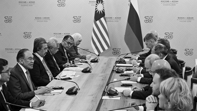 Putin Hosts ASEAN Summit, Calls for Stronger Russia-Southeast Asia Partnership