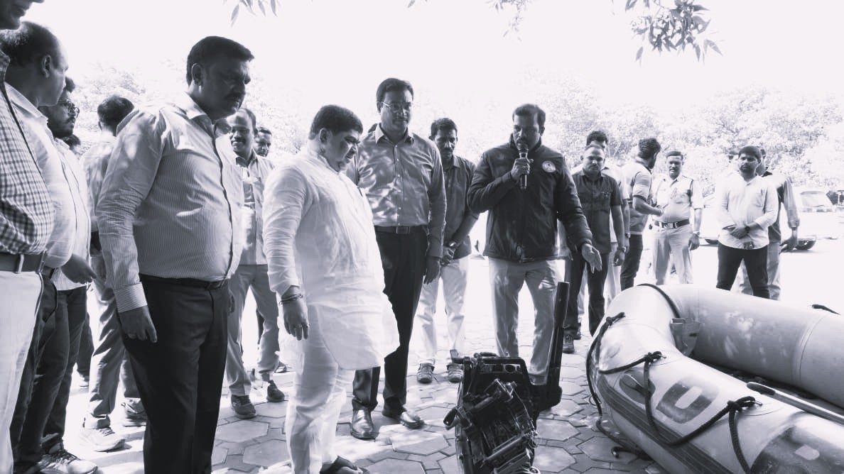 HYDRAA Fully Prepared for Monsoon Emergencies, Says Minister Ponnam Prabhakar