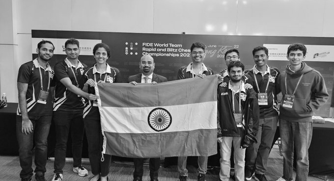 Team MGD1, Chessgurukul Keep Indian Hopes Alive As World Team Blitz Enters Knockouts
