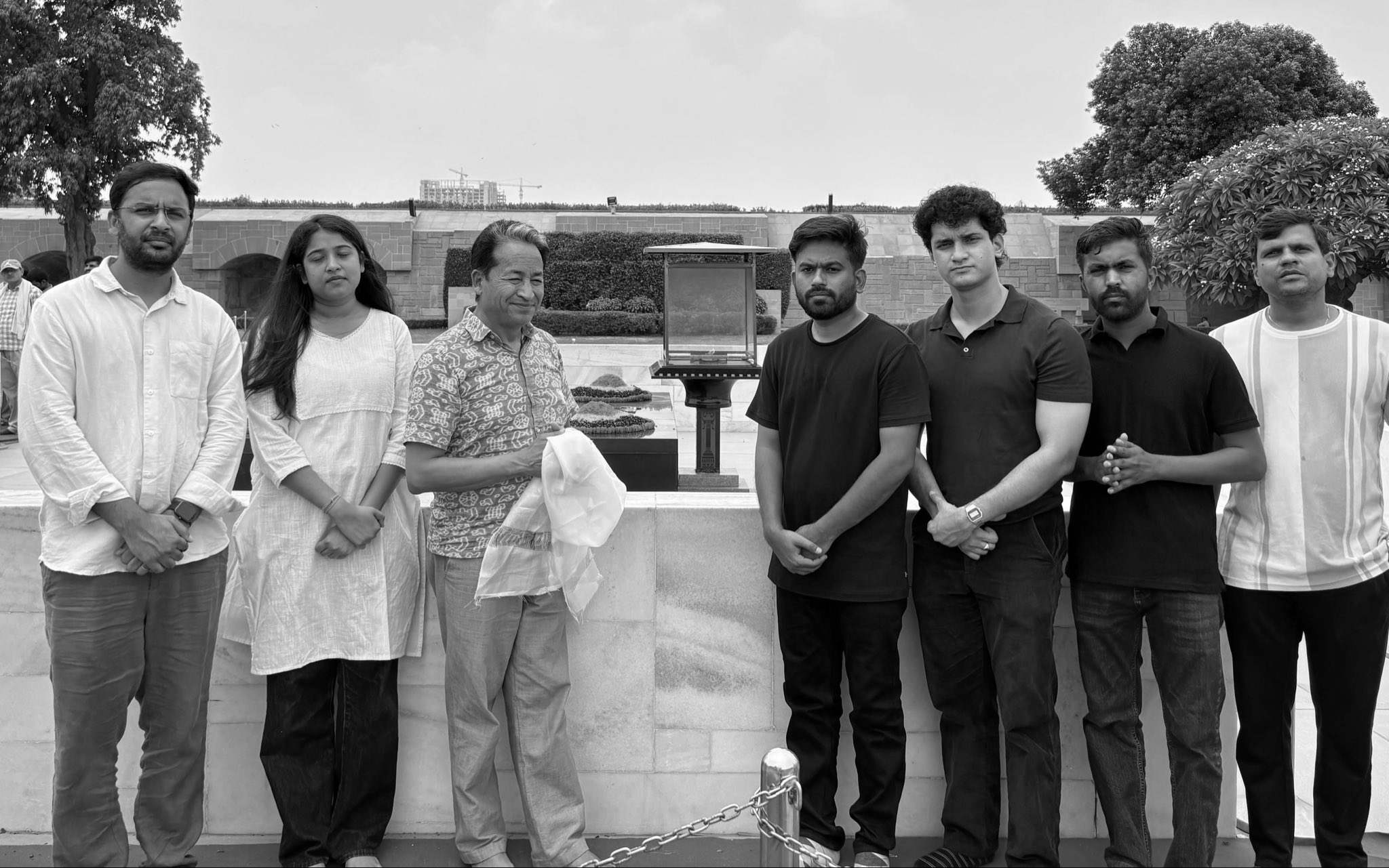 Sonam Wangchuk Begins Indefinite Hunger Strike at Jantar Mantar, Joins CJP's Push for Pradhan's Ouster